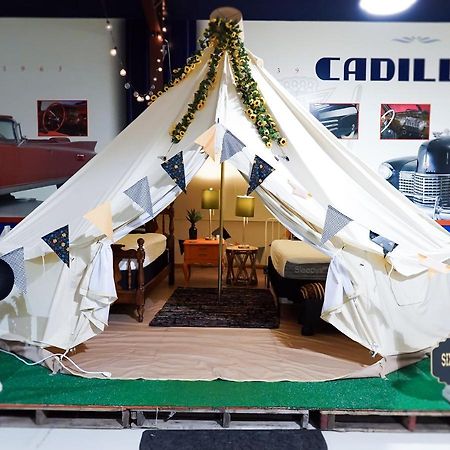 Lone Star Glamp Inn Warrenton المظهر الخارجي الصورة