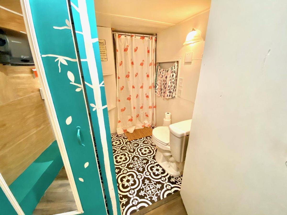 Lone Star Glamp Inn Warrenton المظهر الخارجي الصورة