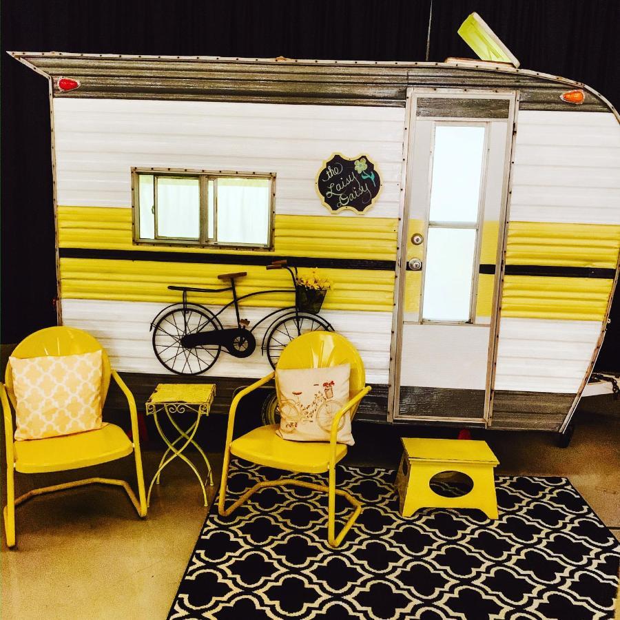 Lone Star Glamp Inn Warrenton المظهر الخارجي الصورة