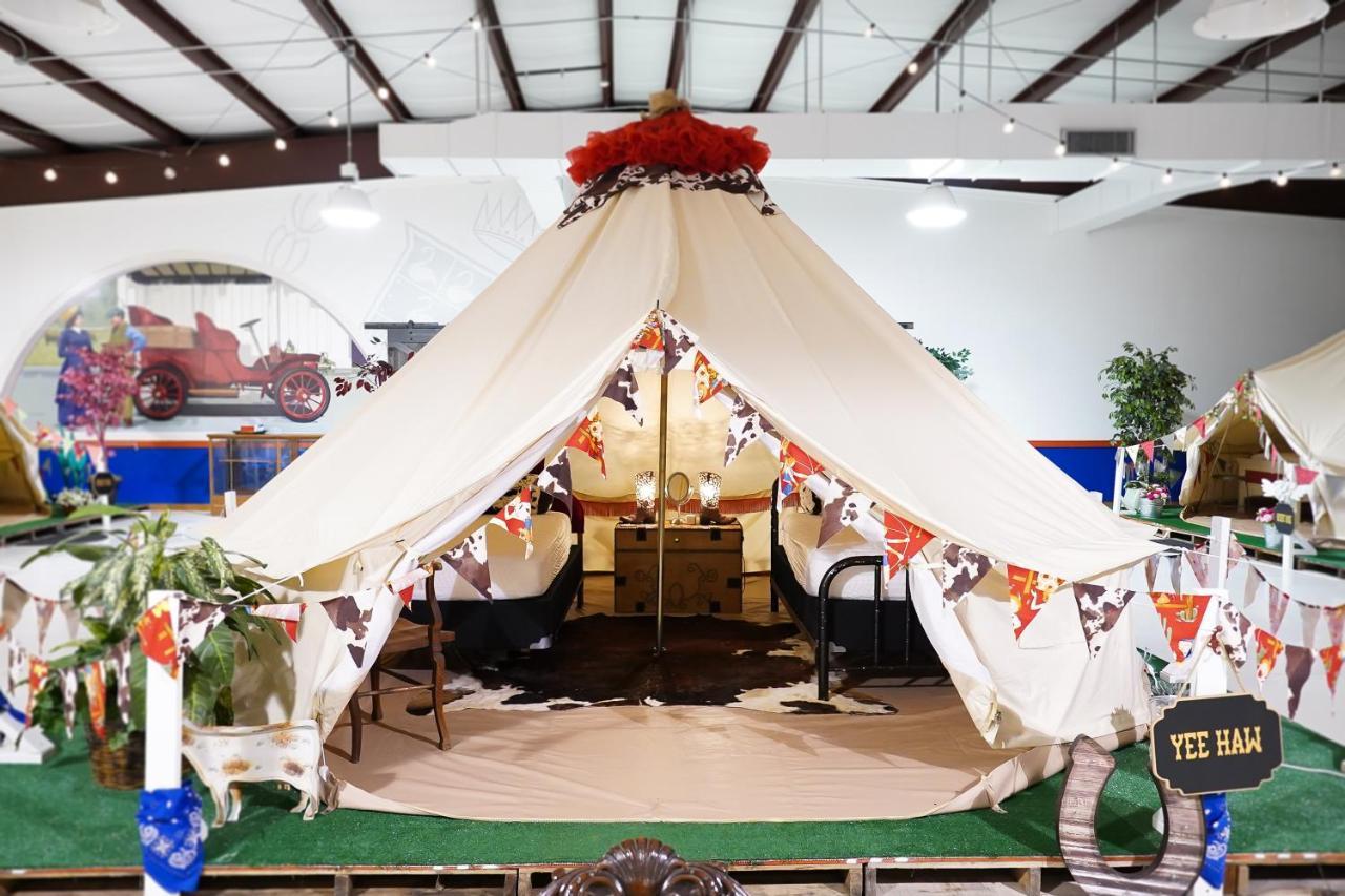 Lone Star Glamp Inn Warrenton المظهر الخارجي الصورة