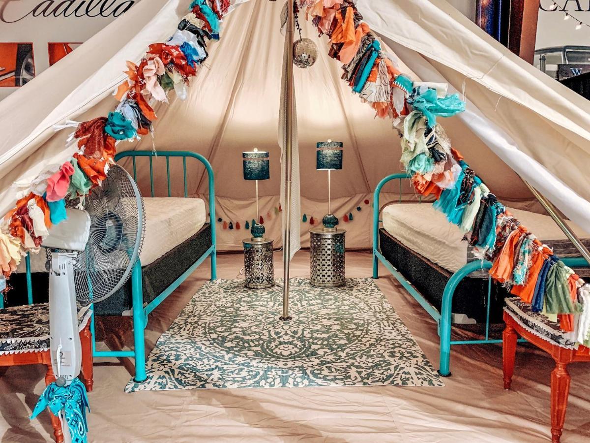 Lone Star Glamp Inn Warrenton المظهر الخارجي الصورة
