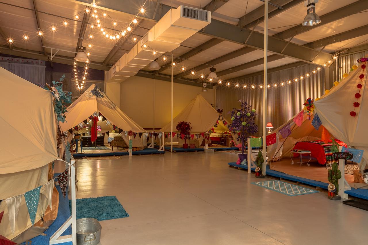 Lone Star Glamp Inn Warrenton المظهر الخارجي الصورة